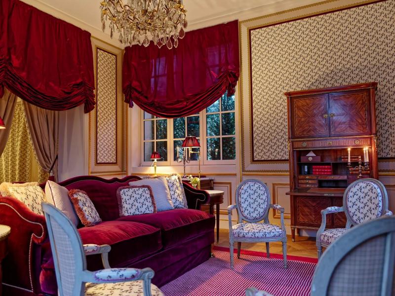 Chateau Louise & Louis - Marie Antoinette