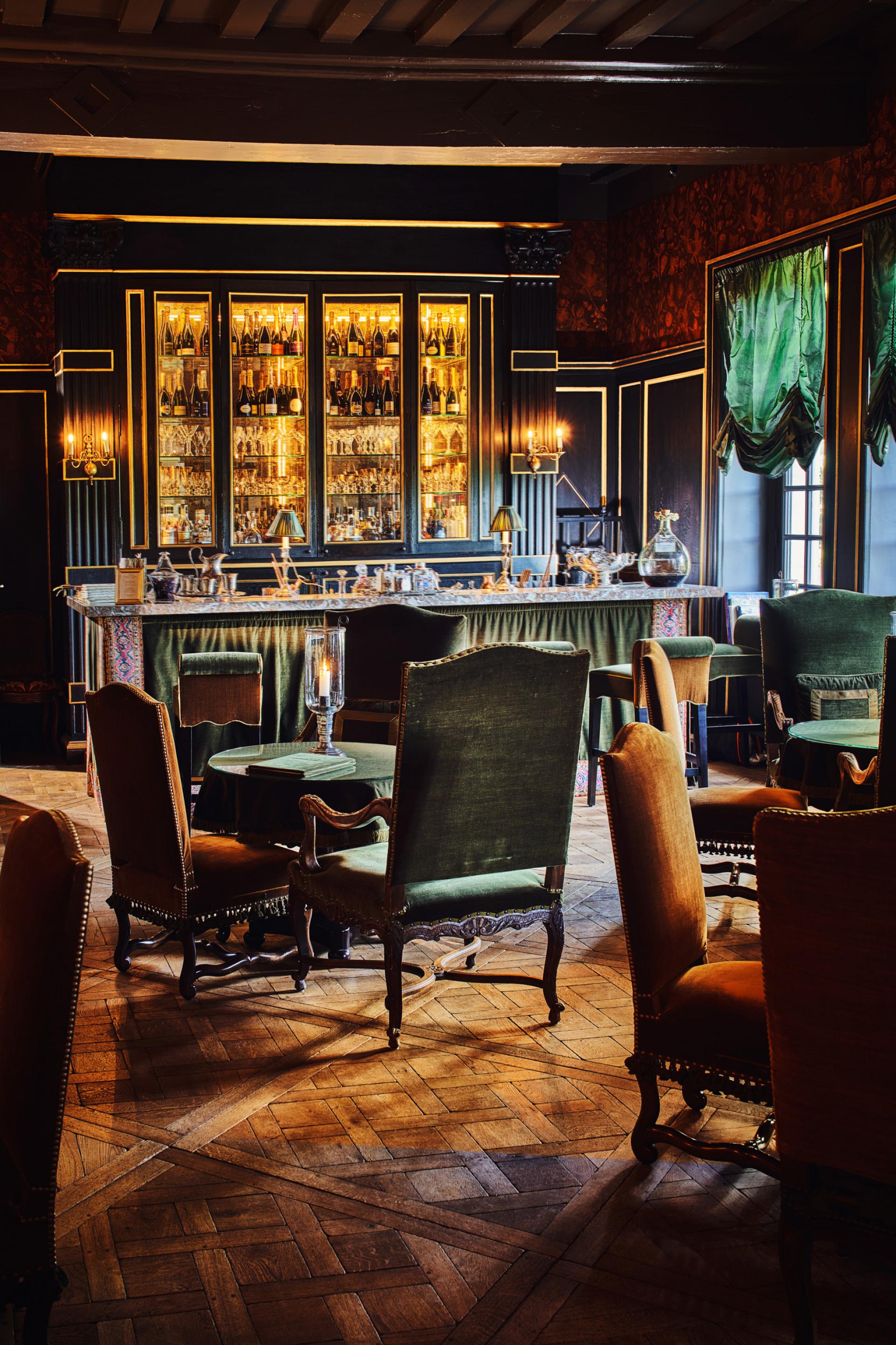 Chateau Louise & Louis - Wine and champagne tasting